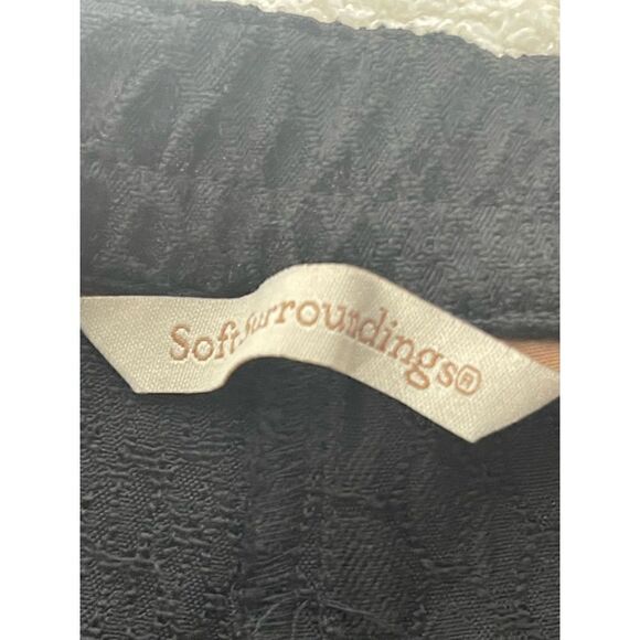 Soft Surroundings Julienne Jacquard Black Python Print Slim Pants - Picture 3 of 7